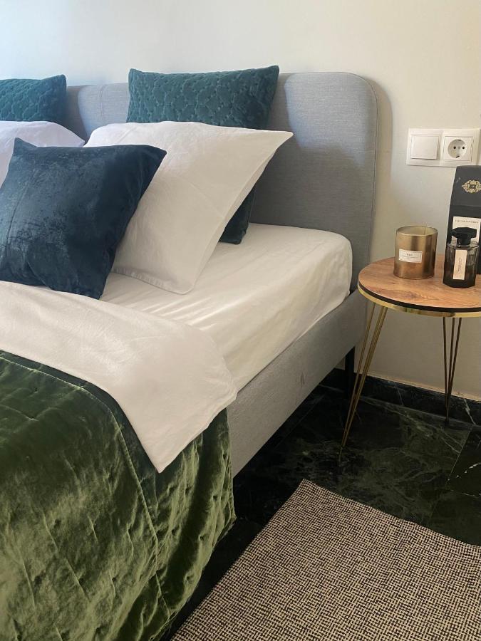 5 Rooms Athens Luaran gambar