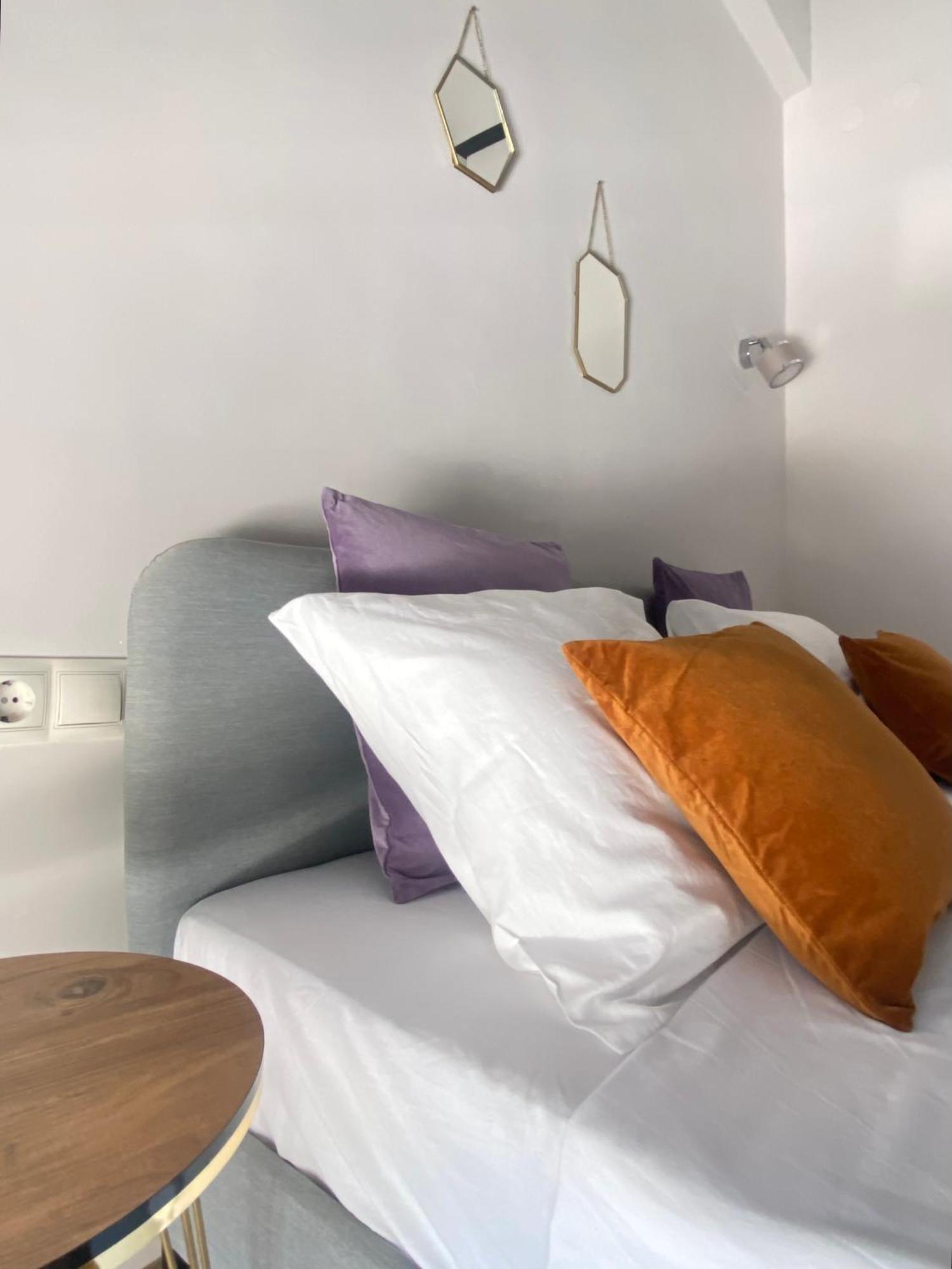 5 Rooms Athens Luaran gambar