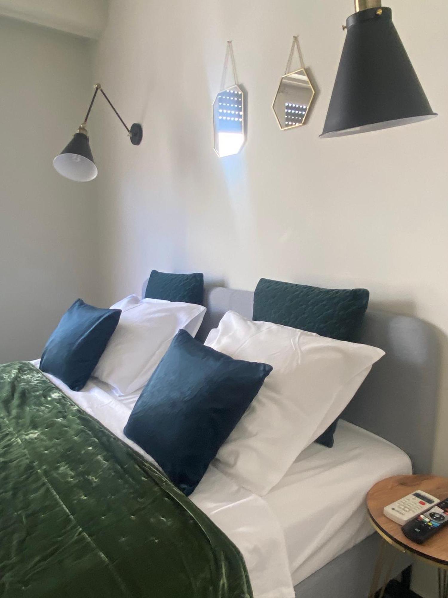 5 Rooms Athens Luaran gambar