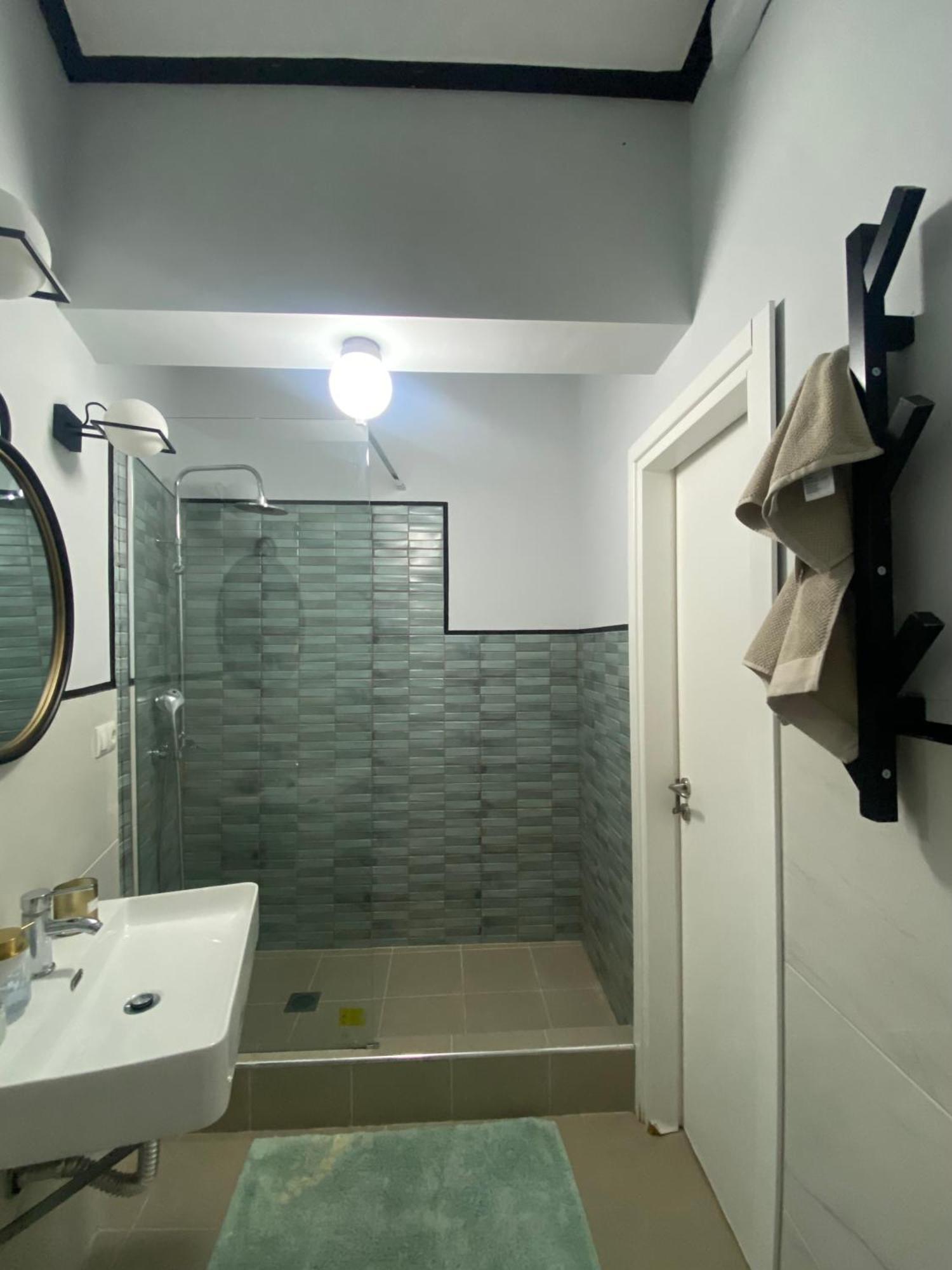 5 Rooms Athens Luaran gambar